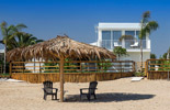 foto: Modern vakantiehuis aan strand onder Catania in Sicilie