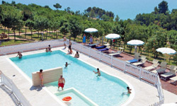 appartementen nabij de kust foto: kindvriendelijk domein Marche