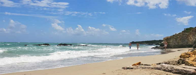 Het salento strand in Puglia onder Lecce